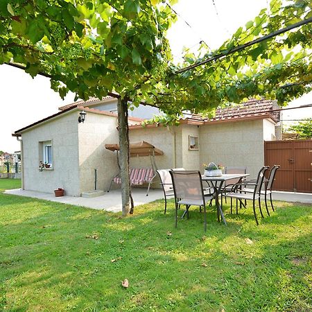 Вилла Galihost - Casa Con Jardin En Понтеведра Экстерьер фото