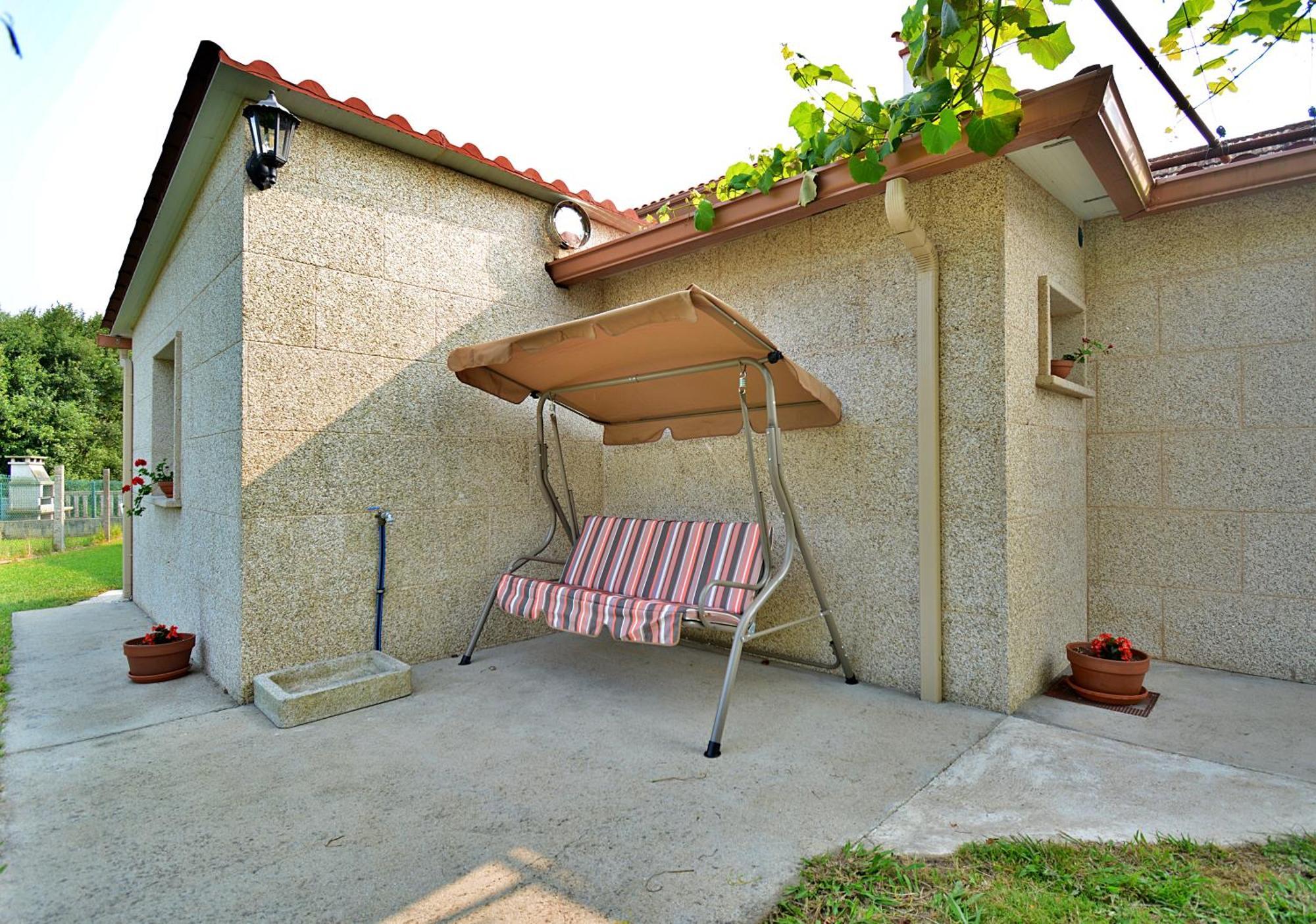 Вилла Galihost - Casa Con Jardin En Понтеведра Экстерьер фото
